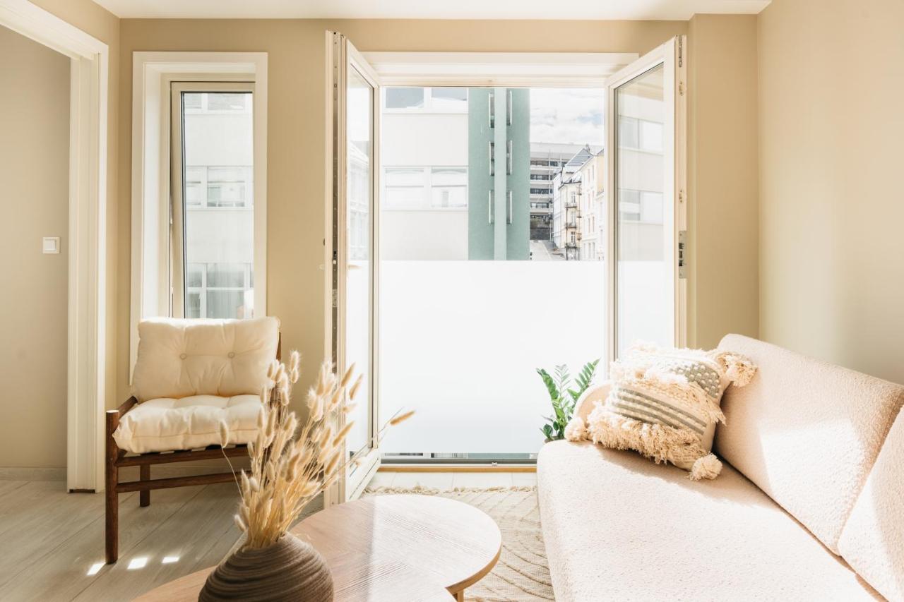 Stay Urban - Stylish Scandinavian Gem With French Balcony 베르겐 외부 사진